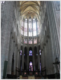 Choir looking east (1227-72), Beauvais Cathedral click for full-size image