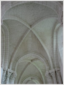 North nave aisle early rib vault (late 1150s-1175), Abbey, St-Germer-de-Fly click for full-size image