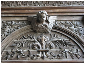 Wood paneling south of high altar (17th c.) (detail), Abbaye St-Martin, Laon click for full-size image