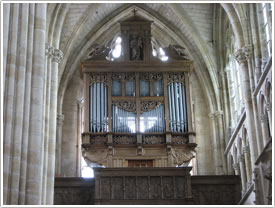 Organ (16th c.) in north transept, Notre-Dame, L’Épine click for full-size image