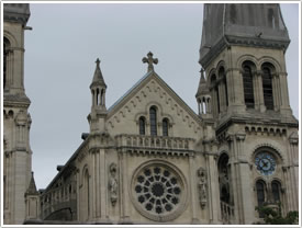 West front, upper levels (Ballu, 1863-69), St-Ambroise, Paris click for full-size image