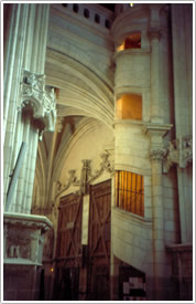 Narthex, organ escalier & west doors, Nantes Cathedral