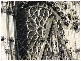 West front, rose window (Chambiges, 1546), Troyes Cathedral