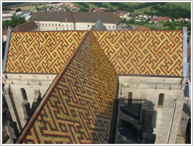 Tiled roof of nave & transepts, Langres Cathedral
