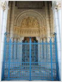Restored west front (19th c.), Valence Cathedral