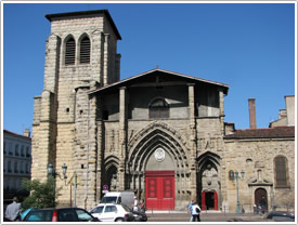&Eacute;glise St-&Eacute;tienne, west front of Forez sandstone (15th c.), St-&Eacute;tienne