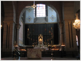 Choir and high altar, Le Puy Cathedral