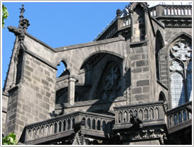 Angled buttress on southeast chevet, Clermont-Ferrand Cathedral