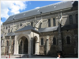 South nave exterior (11th-12th c.), Le Mans