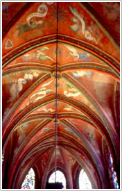 Lady Chapel (13th c.) mural paintings of 47 angel musicians, Le Mans