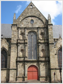 South transept exterior with 17th c. gable, St-Germain, Rennes