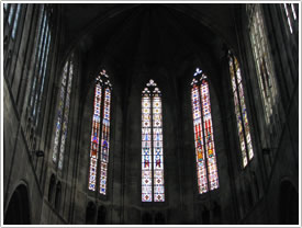 Chevet, upper windows (early 14th c.), Narbonne Cathedral