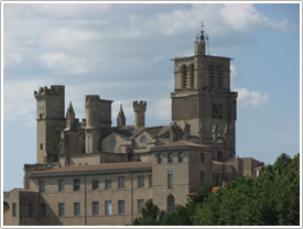 Cathédrale St-Nazaire (13th-14th c.), from southeast, Béziers Cathedral