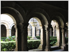 Romanesque cloister (early 13th c.), Cavaillon Cathedral