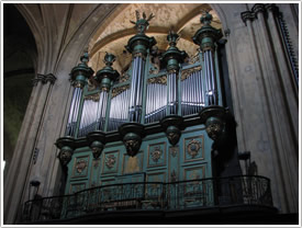 Organ, green & gilt, in north choir, Aix-en-Provence Cathedral