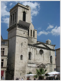 Cath&eacute;drale Notre-Dame-et-St-Castor (11th, 17th & 19th c.), west front, N&icirc;mes Cathedral