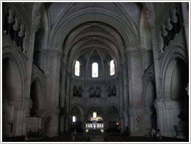 Nave, looking east, N&icirc;mes Cathedral