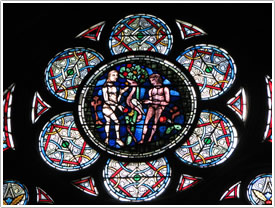 Chapelle St-Guillaume, medallion (1225-1230), south ambulatory, Notre-Dame Cathedral, Paris click for full-size image