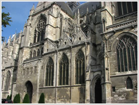 South side exterior, Basilique, St-Quentin