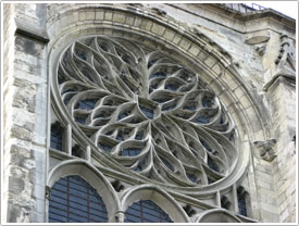 North petit transept rose exterior, Basilique, St-Quentin