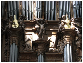 Cherubs above lower pipes of organ (1717), St-Omer Cathedral