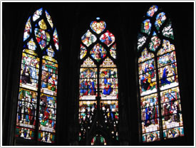 Lady Chapel (1517) with 16th c. windows, Église St-Gervais-St-Protais, Paris click for full-size image