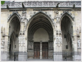 Gothic Flamboyant porch (Jean Gaussel, 1435-39), Église St-Germain-l'Auxerrois, Paris click for full-size image