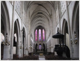 Nave (15th c.), looking east, Église St-Germain-l'Auxerrois, Paris click for full-size image
