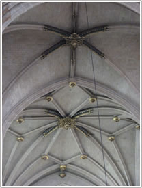 South transept vault (15th c.), Église St-Germain-l'Auxerrois, Paris click for full-size image