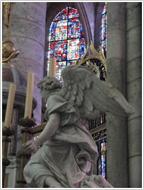 Archangel Gabriel (17th c.) on left side of high altar, Soissons Cathedral