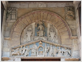 Tympanum of Romanesque south nave portal (12th c.), Notre-Dame-du-Port, Clermont-Ferrand click for full-size image