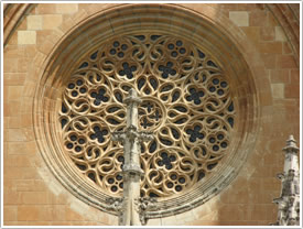 West rose exterior (1608, restored 1931 in 15th c. style), Mende Cathedral click for full-size image
