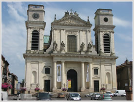 Cathédrale Notre-Dame-de-l'Assomption, west front (1692-1739), Montauban Cathedral click for full-size image