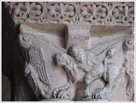 Capital #39, 'Samson wrestling lion,' east gallery, St-Pierre, Moissac click for full-size image