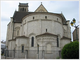 Chevet (12th c.) from east, Agen Cathedral click for full-size image