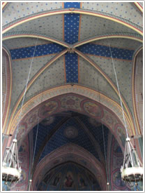 Nave vault & crossing (16th c., restored 19th c.), Agen Cathedral click for full-size image