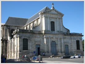 West front (18th c.), La Rochelle Cathedral click for full-size image