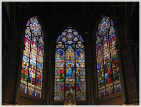 Choir windows, center window, Transfiguration (late 19th c.), St-Eugène, Paris click for full-size image