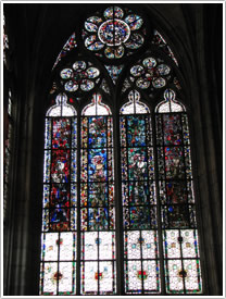 Chapelle de Navarre (early 14th c.), west window (Gruber, 1956), Collégiale Notre-Dame, Mantes click for full-size image