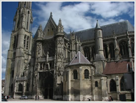 South exterior (12th, 13th & 16th c.), Senlis Cathedral click for full-size image