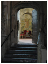 Entrance to sacristy with frescoes (15th c.) & Flamboyant door (1528), Senlis Cathedral click for full-size image