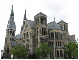 Église from southeast (1157-1217), Notre-Dame-en-Vaux, Châlons-en-Champagne click for full-size image