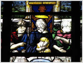 3rd south nave window, center panel, 'La Cène' (c. 1545-50), Notre-Dame-en-Vaux, Châlons-en-Champagne click for full-size image