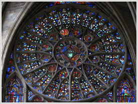 North transept rose (1260), 'Last Judgment' & 'Childhood of Christ', Châlons-en-Champagne Cathedral click for full-size image