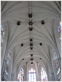 Lierne vault (1507-43), Sainte-Chapelle St-Louis, Champigny-sur-Veude click for full-size image