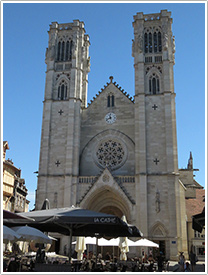 West front (1822-50) & parvis, Chalon-sur-Saône Cathedral click for full-size image