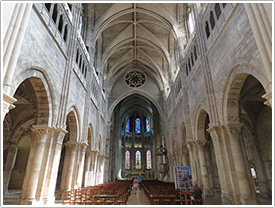 Nave looking east (12th-15th c.), Chalon-sur-Saône Cathedral click for full-size image