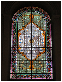 North transept window, St-Pierre, Chalon-sur-Saône click for full-size image